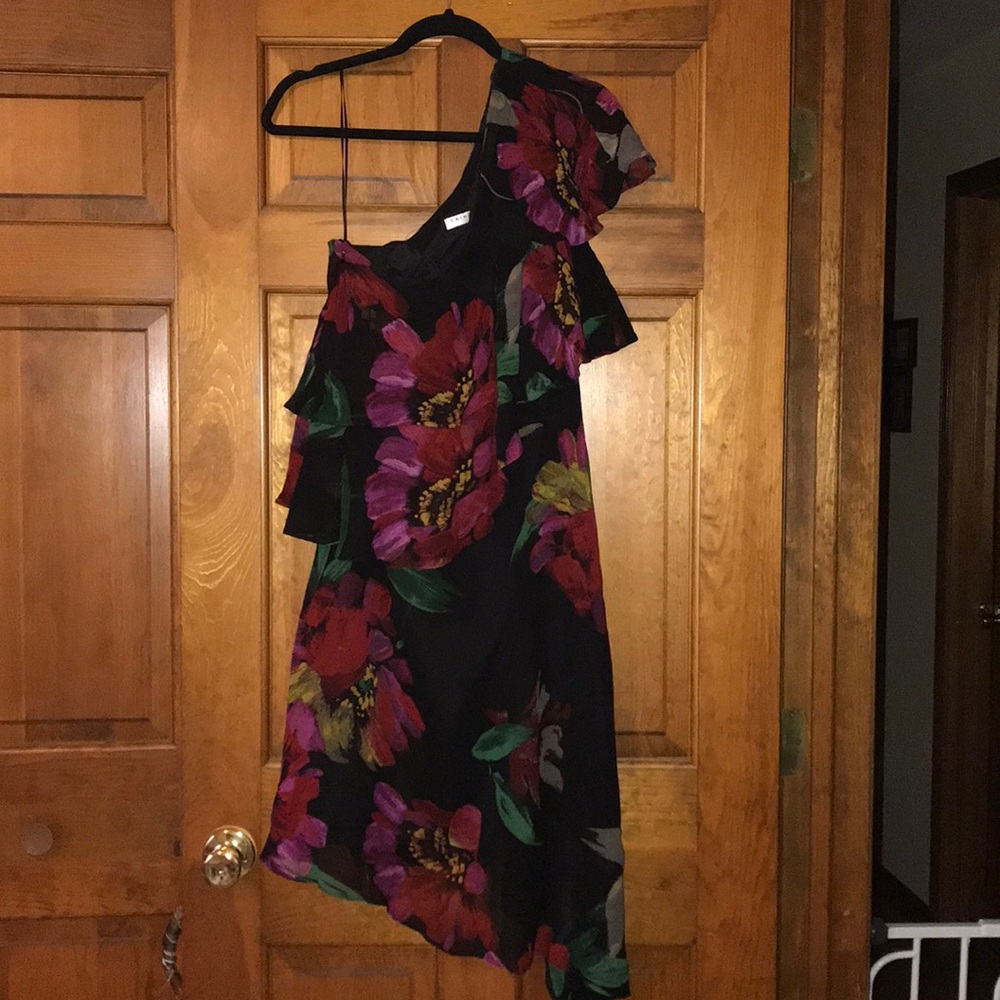 Beautiful Trina Turk one shoulder dress